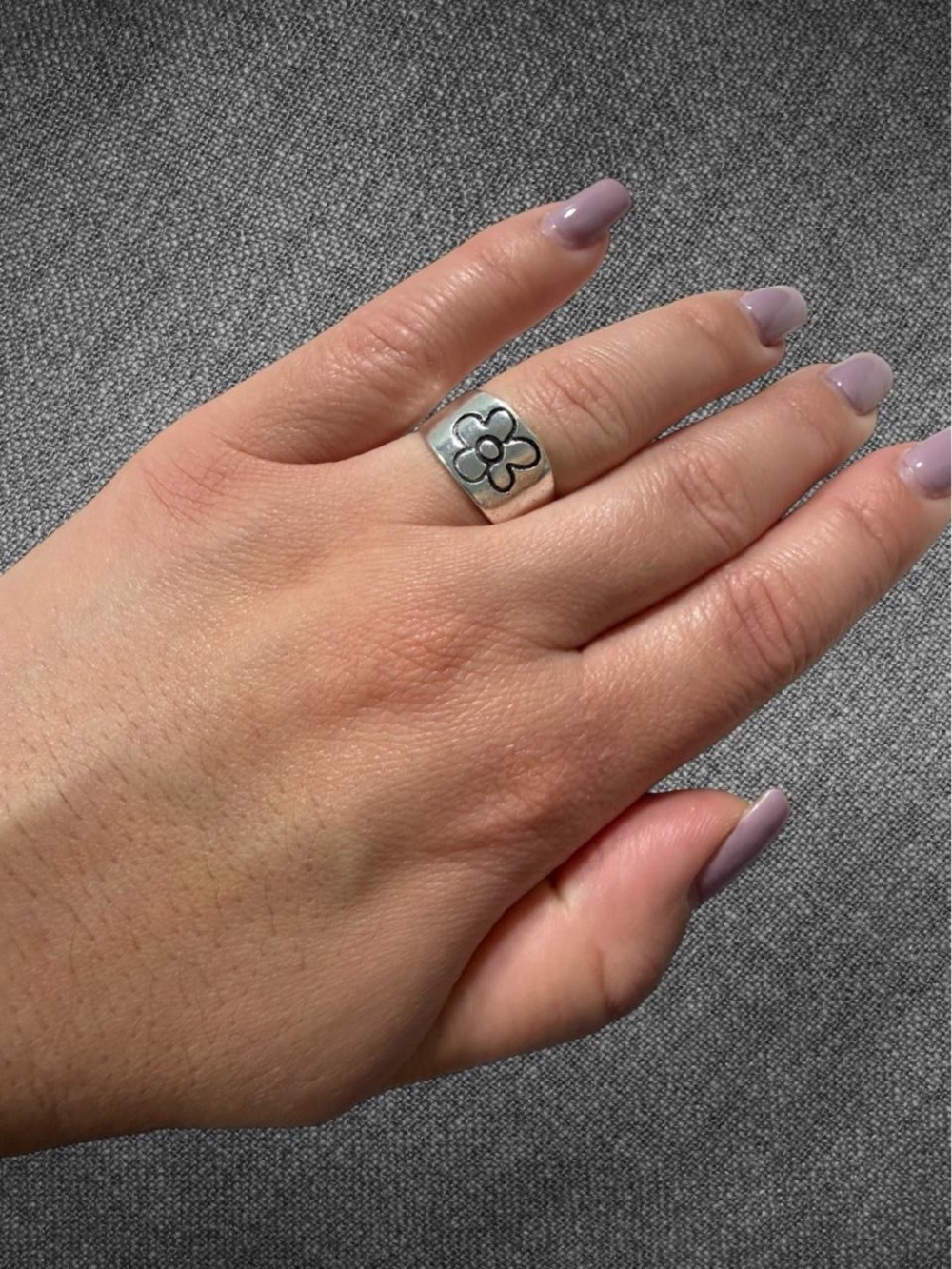 Vintage Style Daisy Flower Adjustable Silver Tone Ring - Picture 2 of 7